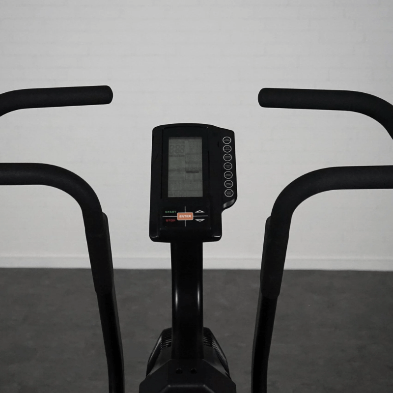 Force Fitness Ab9 Air Bike - Pro — close-up of the frame