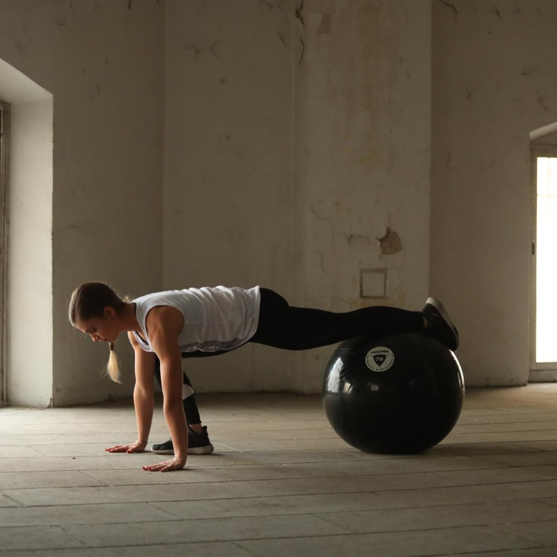 LivePro LivePro Aerobic Gym Ball — in use