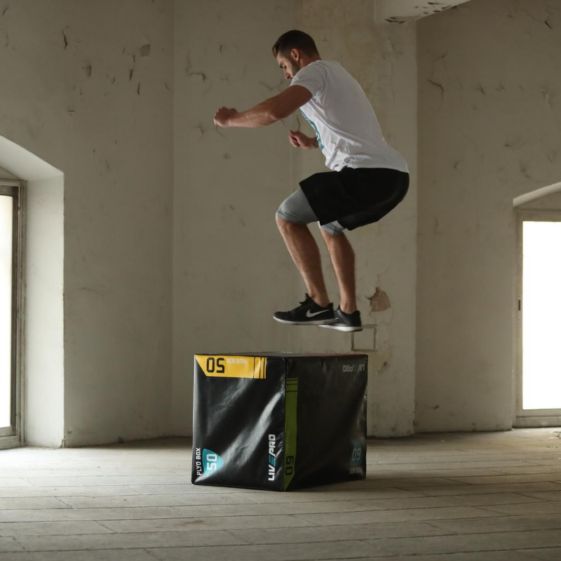 LivePro LivePro 3-IN-1 Pro-Duty Soft Plyometric Box — close-up of the frame