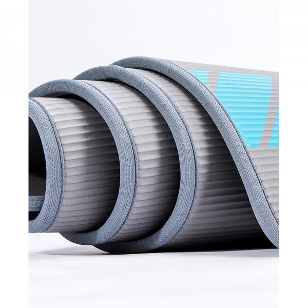 LivePro LivePro Nbr Workout Mat – 10mm High Density Foam – Blue & Grey — in use