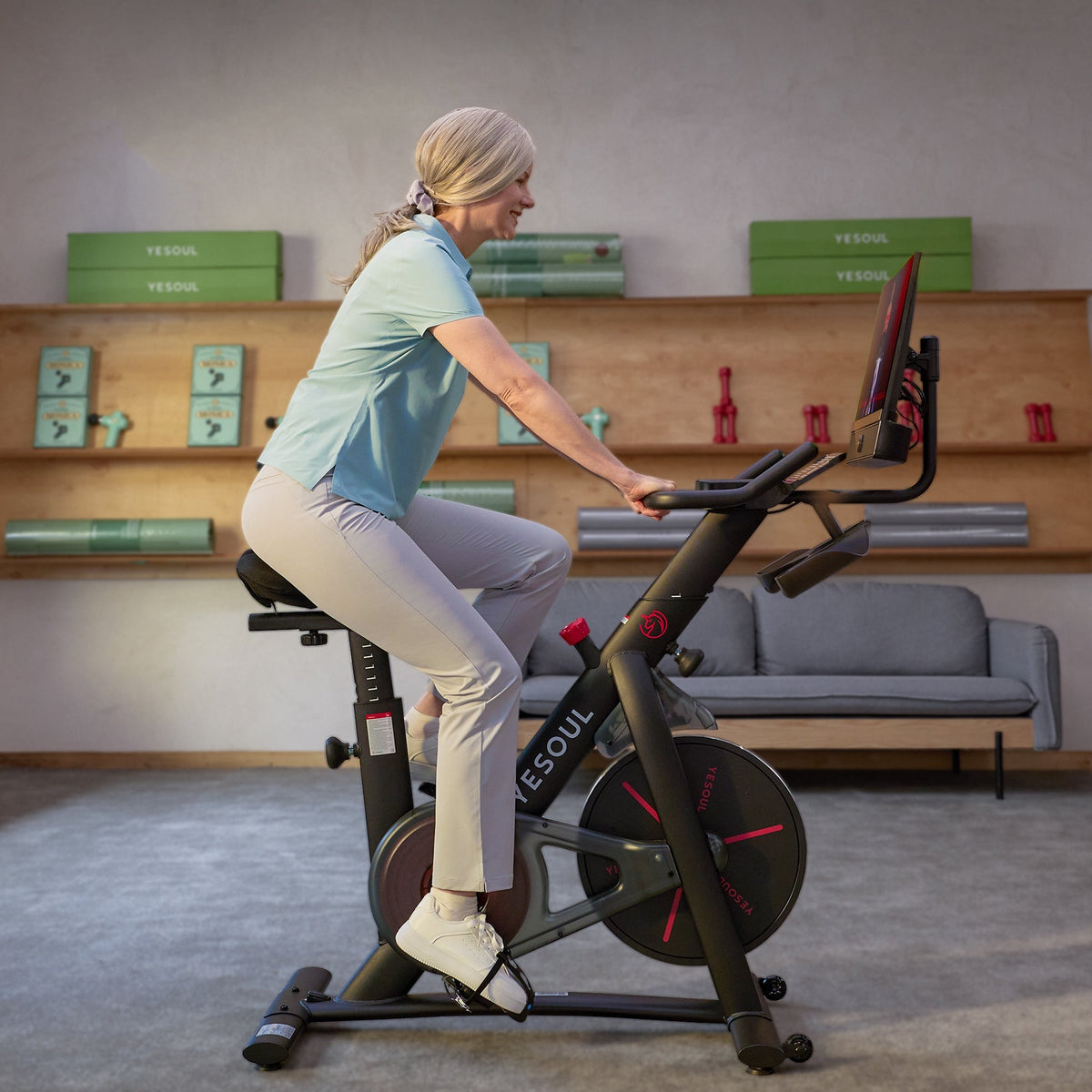 Yesoul G1m Plus Smart Spin Bike — side view