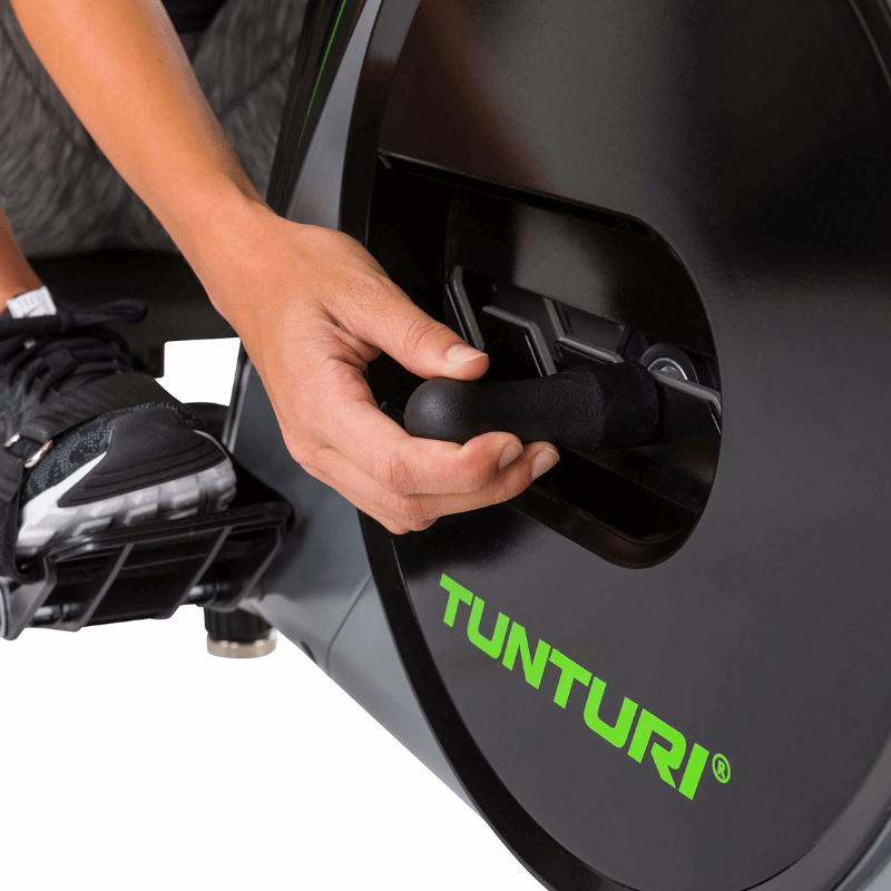 Tunturi R20 Rowing Machine — in use