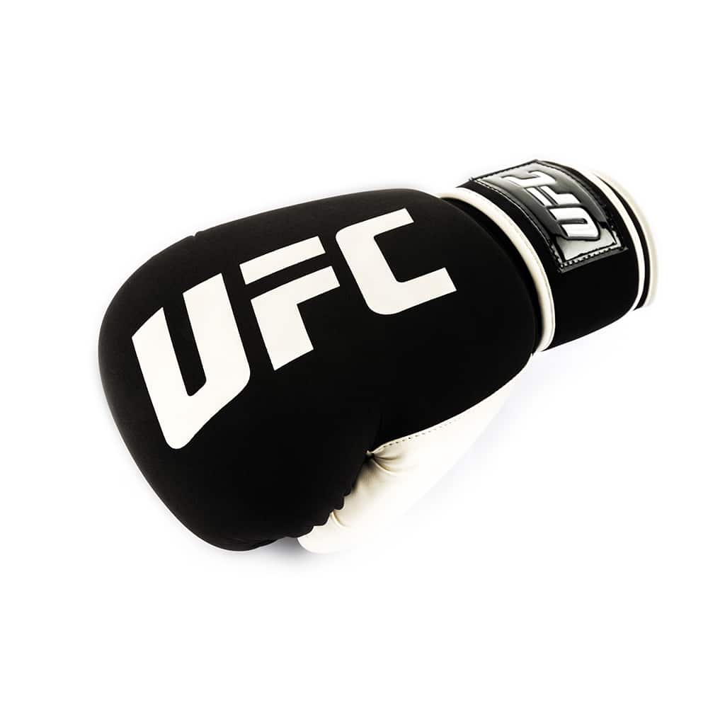 UFC UFC Pro Washable Fitness Gloves (Black / White) — rear view