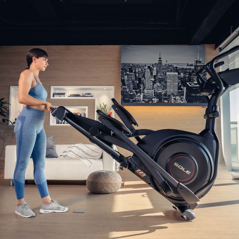 Sole Fitness Sole Fitness E25 Elliptical 2024 — side view
