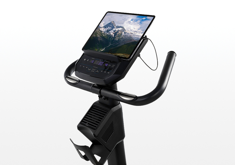 Horizon Fitness Horizon Upright Bike 5.0U — detail view